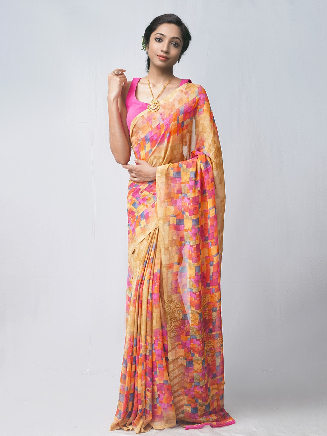 

Unnati Silks Abstract Block Print Saree, Beige