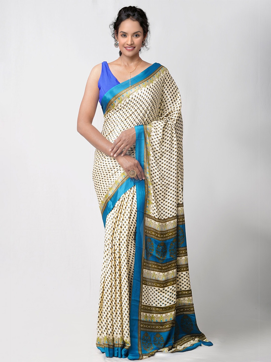 

Unnati Silks Floral Block Print Saree, Cream