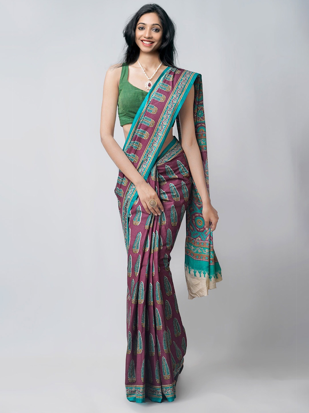 

Unnati Silks Ethnic Motifs Block Print Pure Cotton Saree, Burgundy