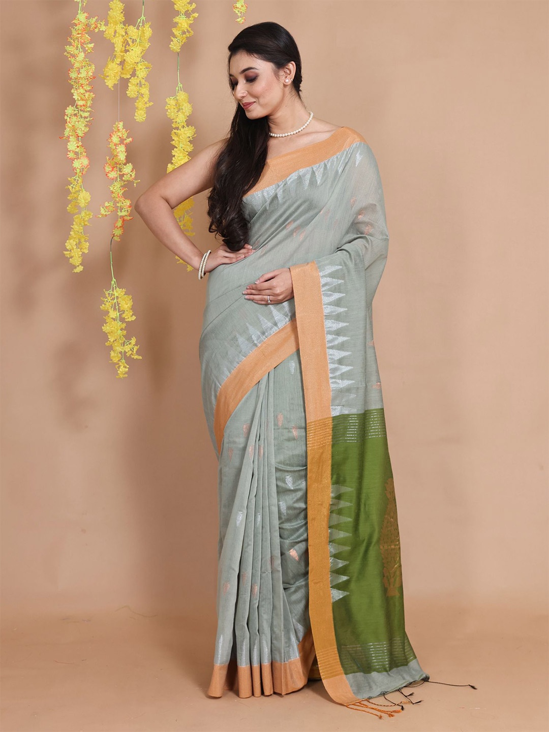 

Charukriti Ethnic Motifs Zari Saree, Grey