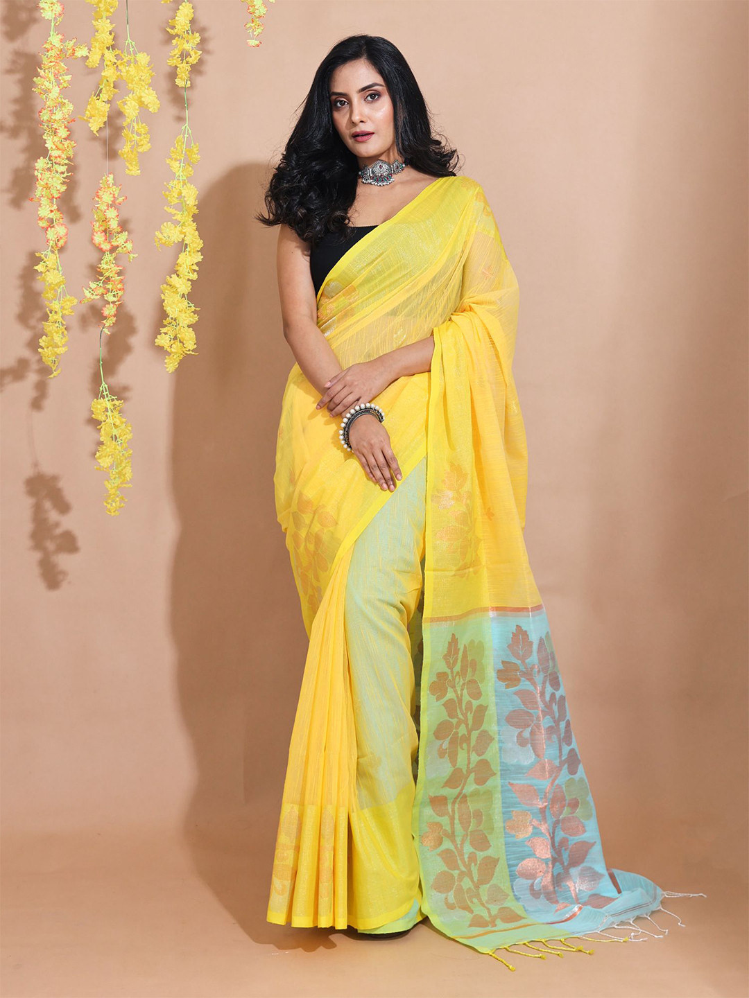 

Charukriti Woven Design Zari Pure Cotton Saree, Yellow