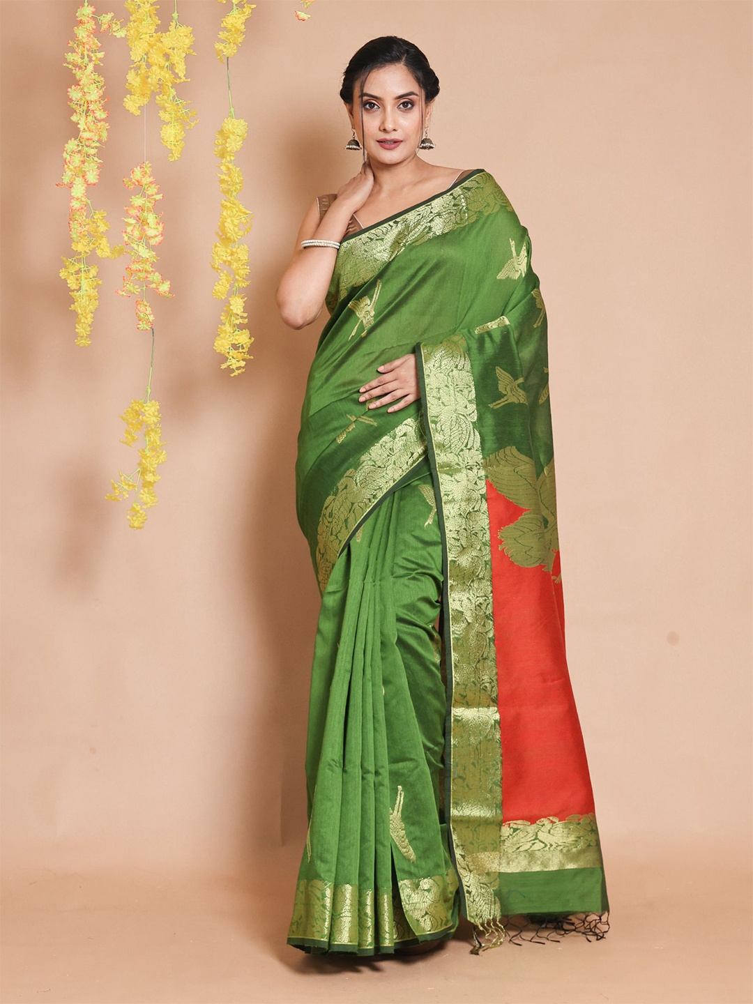 

Charukriti Woven Design Zari Saree, Green