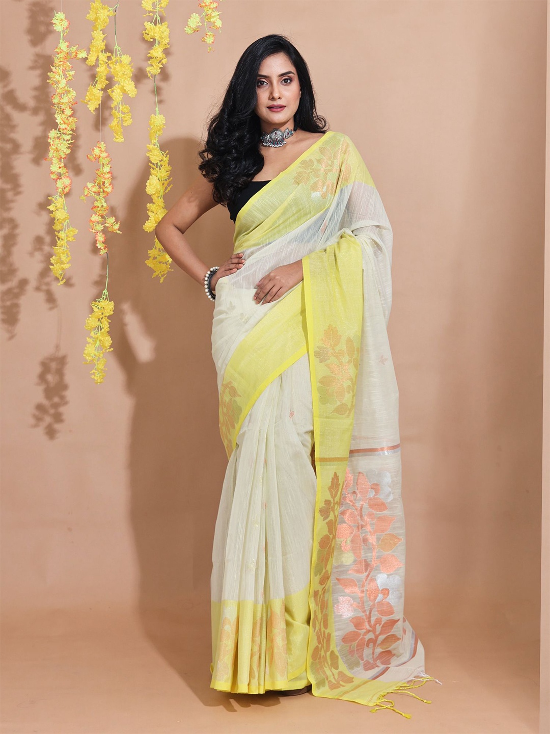 

Charukriti Woven Design Pure Cotton Saree, White