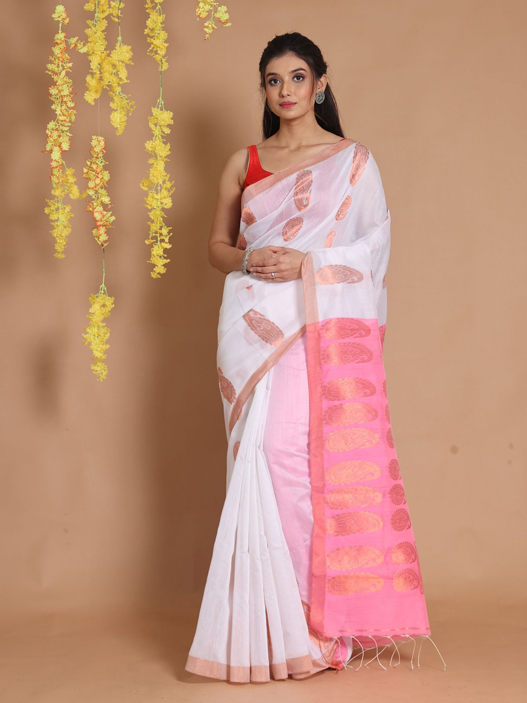 

Charukriti Woven Design Zari Saree, White