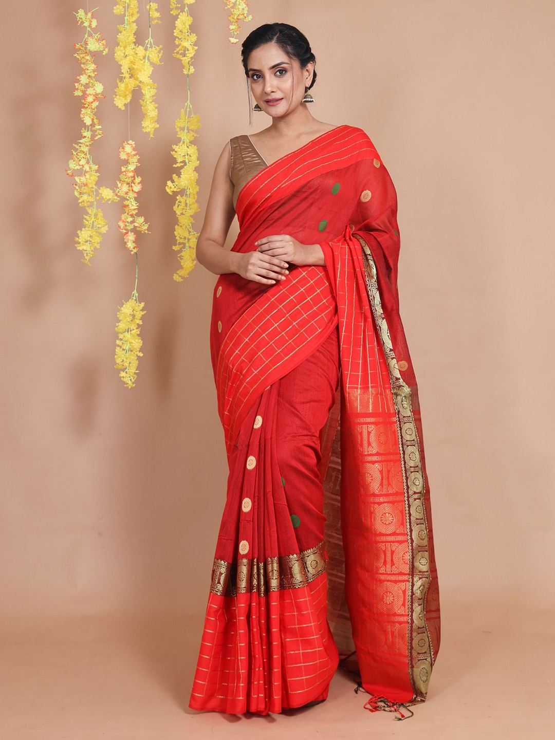 

Charukriti Woven Design Zari Saree, Red