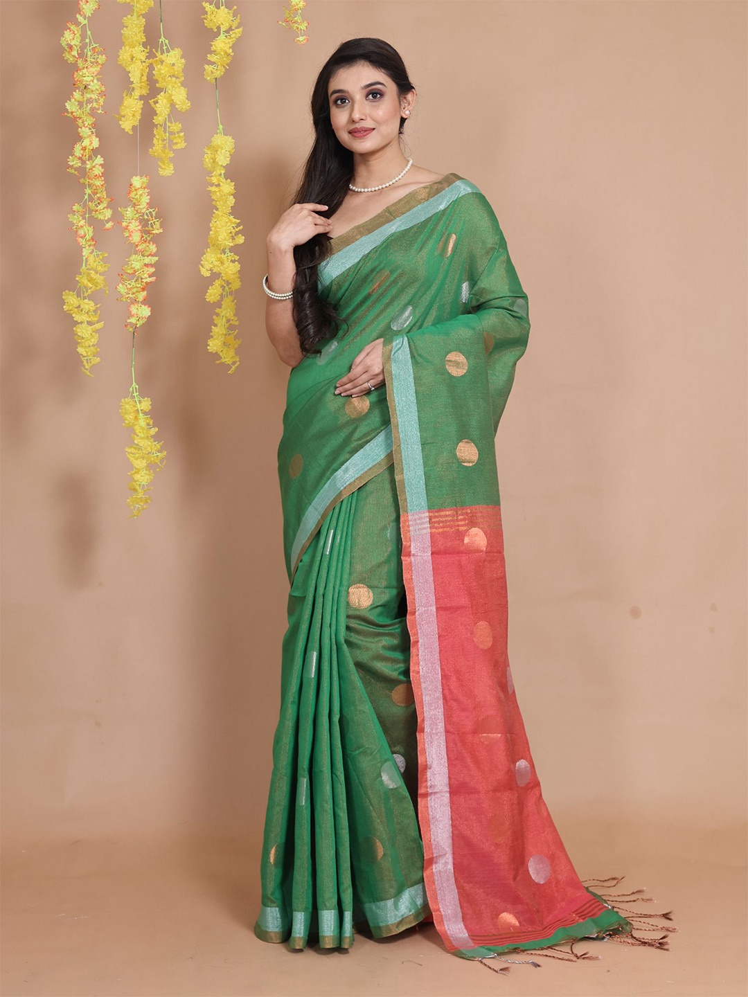 

Charukriti Woven Design Zari Tissue Saree, Green