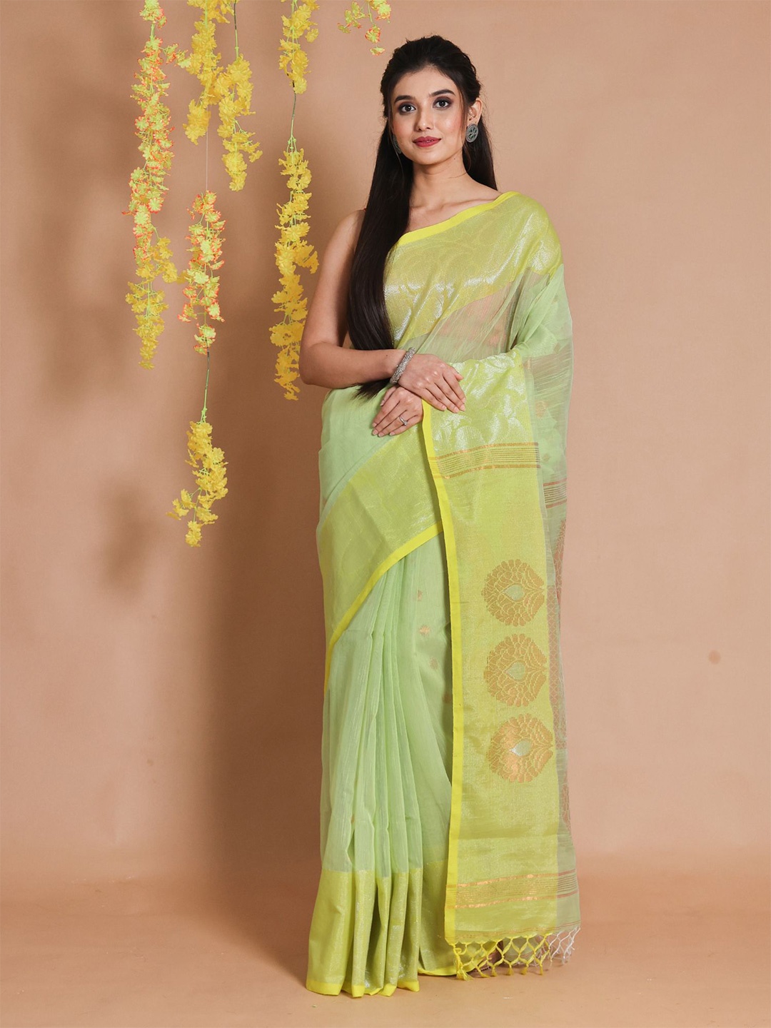 

Charukriti Woven Design Zari Pure Cotton Saree, Green