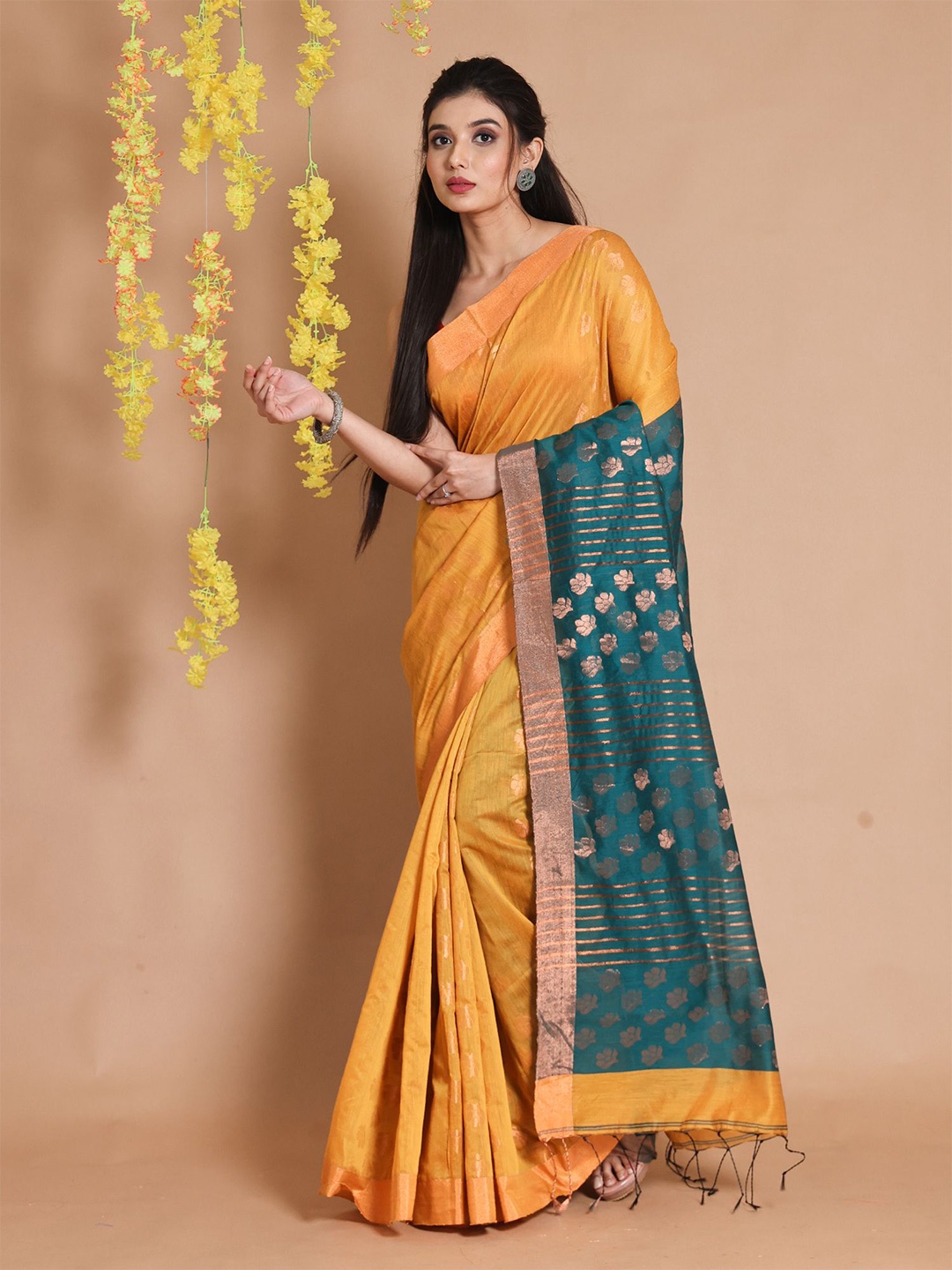 

Charukriti Woven Design Zari Saree, Yellow