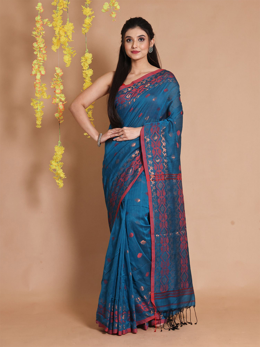 

Charukriti Woven Design Zari Pure Cotton Saree, Blue
