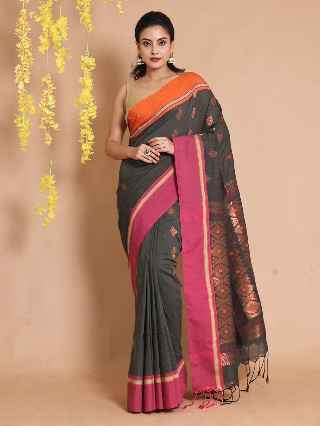 

Charukriti Ethnic Motifs Zari Pure Cotton Saree, Olive