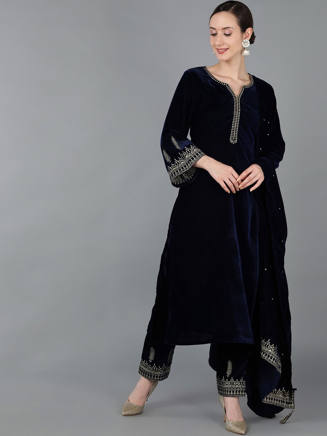 

AHIKA Embroidered Velvet Straight Kurta with Trousers & With Dupatta, Navy blue
