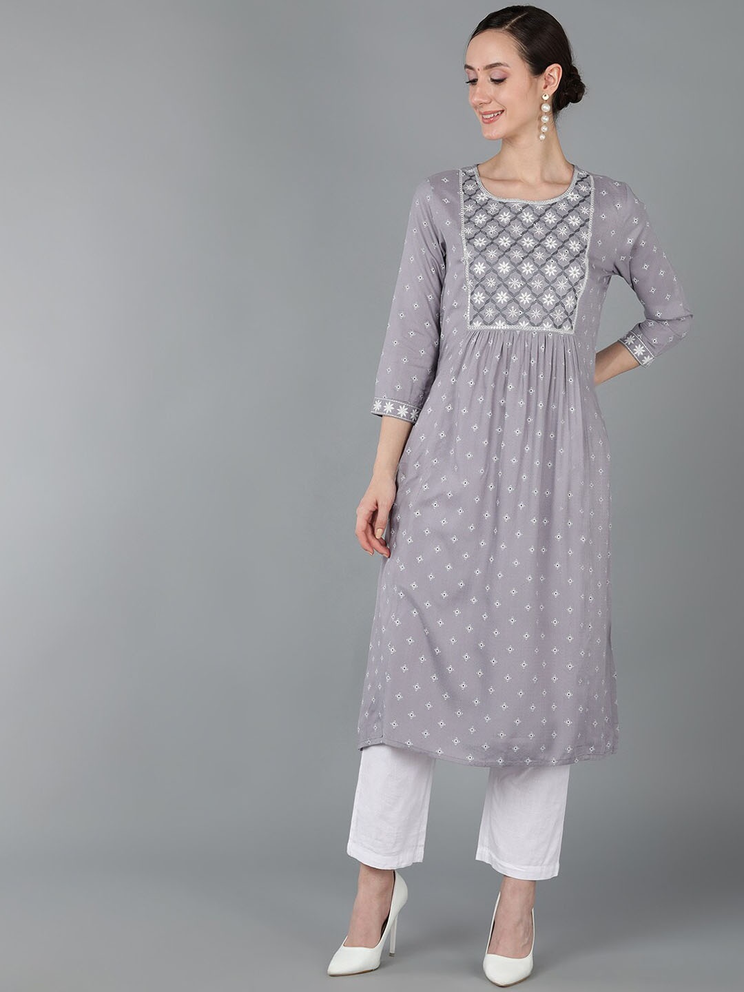 

AHIKA Cotton Floral Yoke Design Thread Work Kurta, Grey