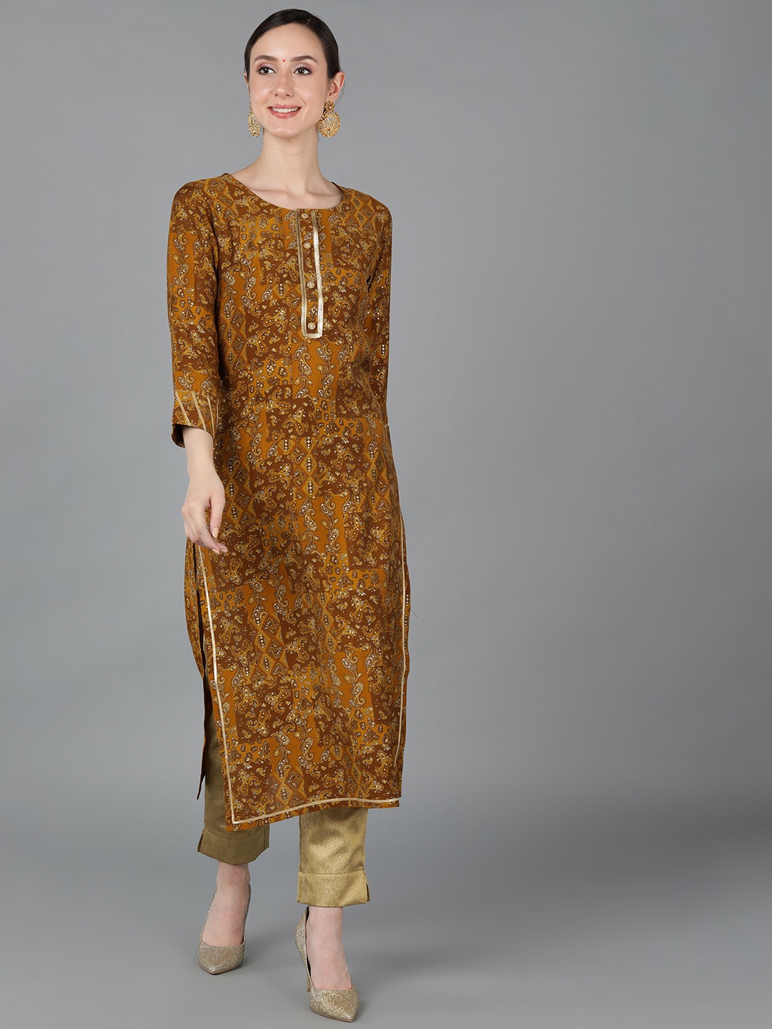 

AHIKA Women Ethnic Motifs Printed Chanderi Silk Kurta, Mustard