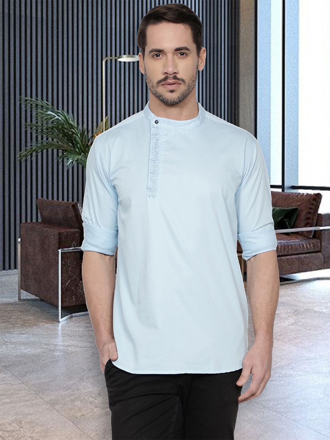 

Kuons Avenue Men Blue Thread Work Cotton Kurta