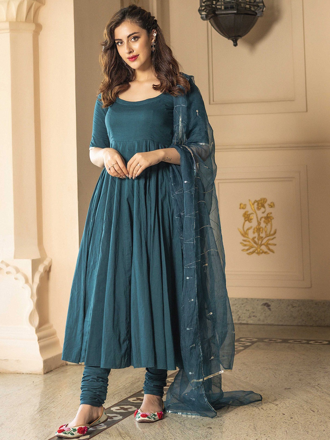 

AACHHO Women Faruzi Gotapatti Cotton Suit Set, Teal