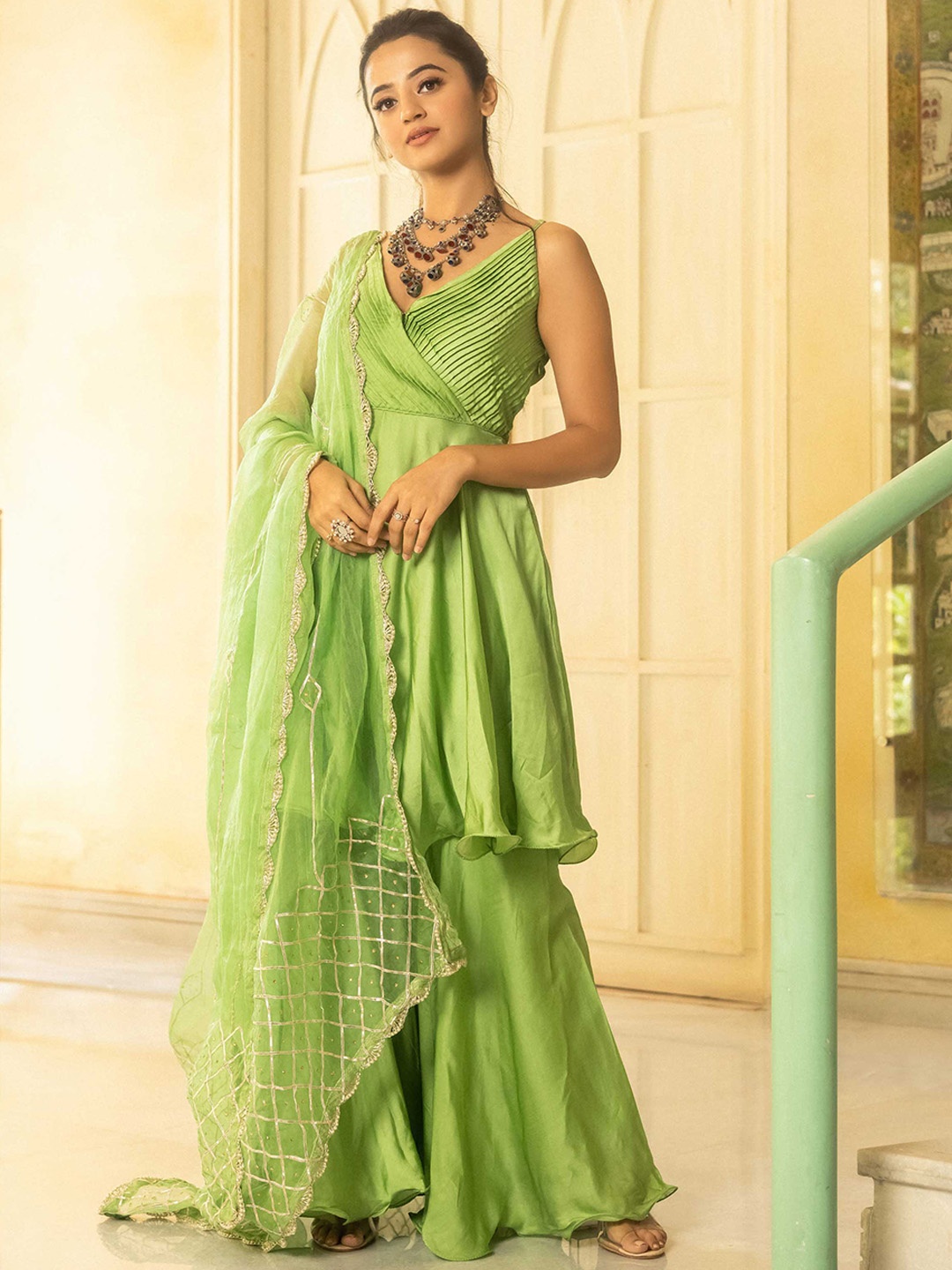 

AACHHO Women Alohi Gotapatti Sharara Set, Green