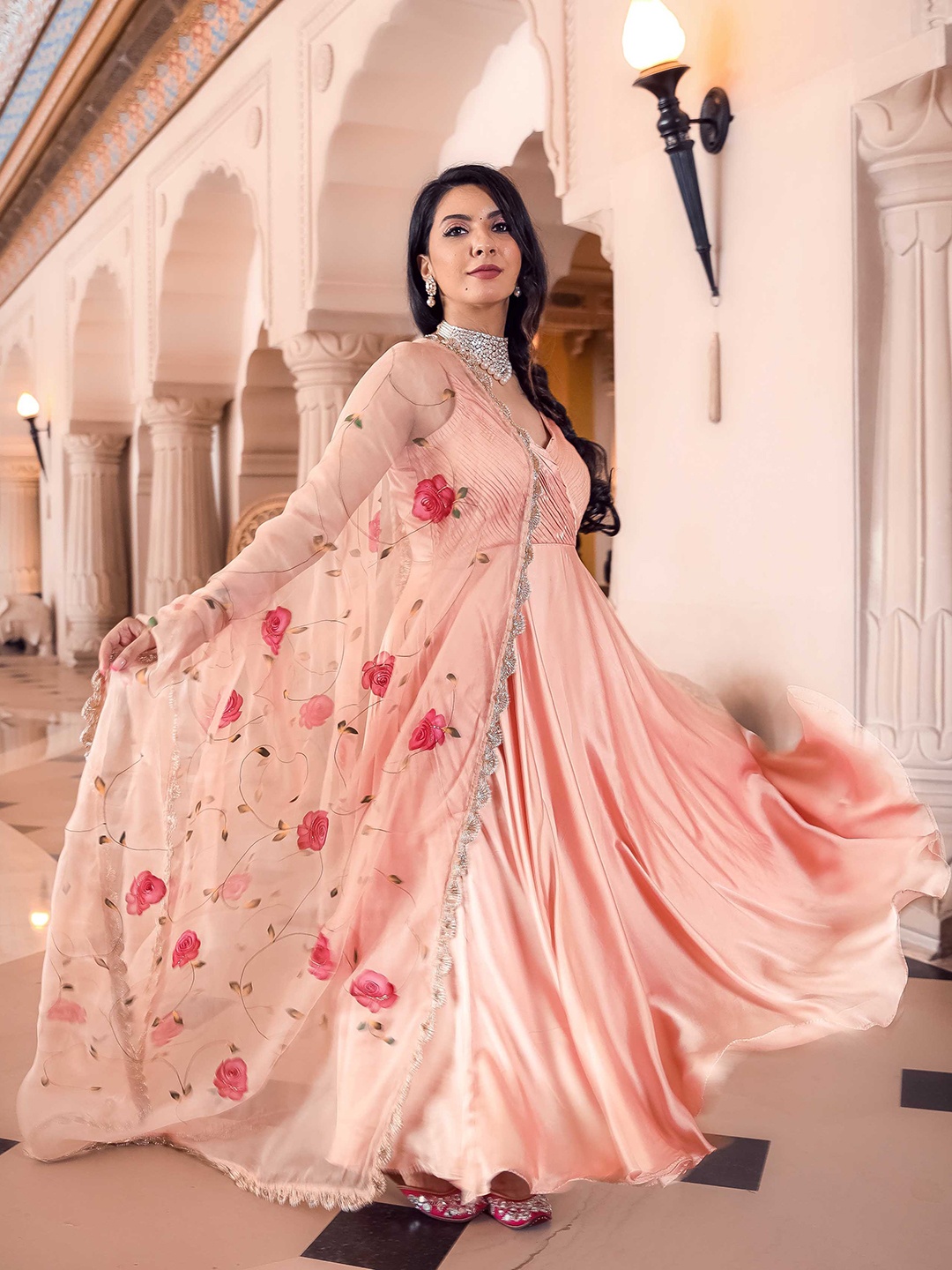 

AACHHO Women Velvet Mist Anarkali Kurta Sets, Peach