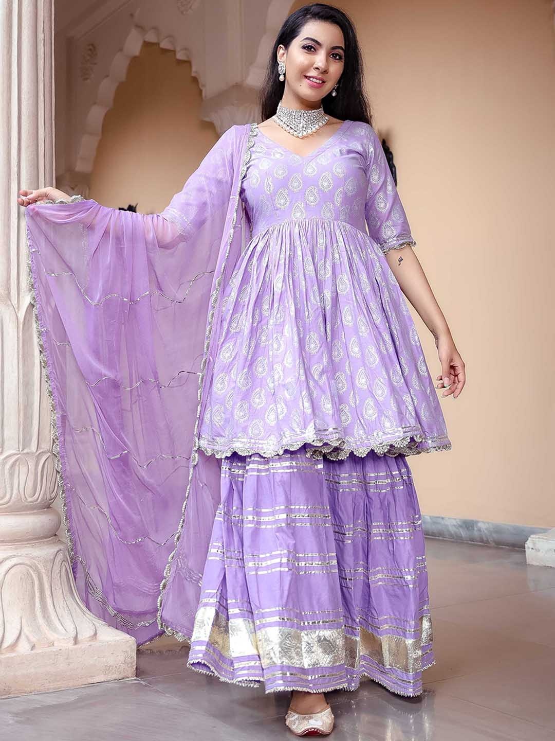 

AACHHO Women Lavender Lush Gotapatti Kurta Set