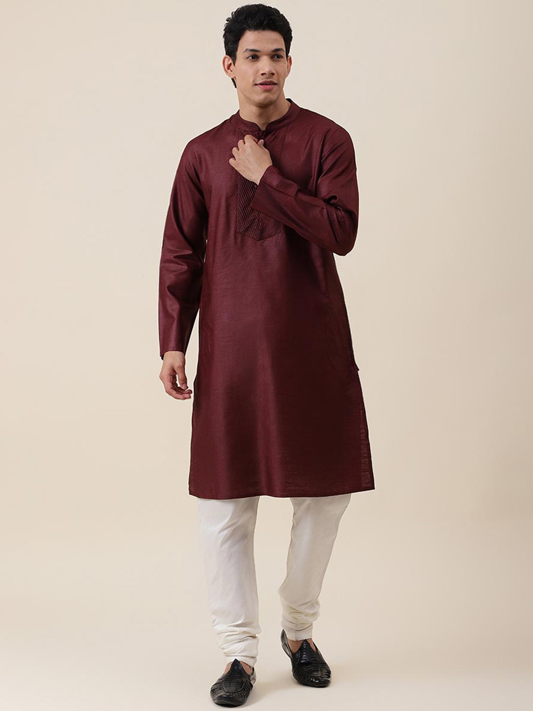 

Fabindia Men Mandarin Collar Kurta, Maroon