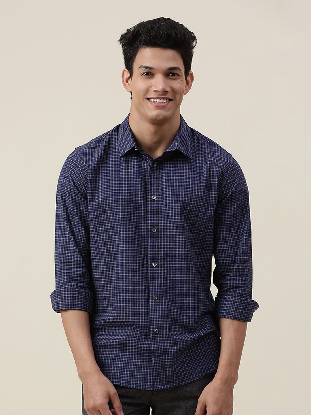 

Fabindia Men Slim Fit Grid Tattersall Checks Cotton Casual Shirt, Blue