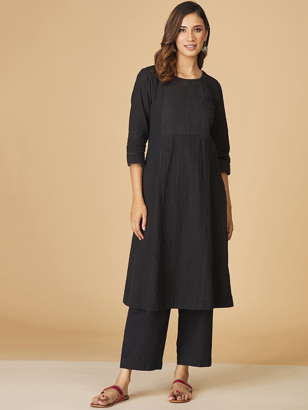 

Fabindia Women Pure Cotton Kurta with Trousers, Black