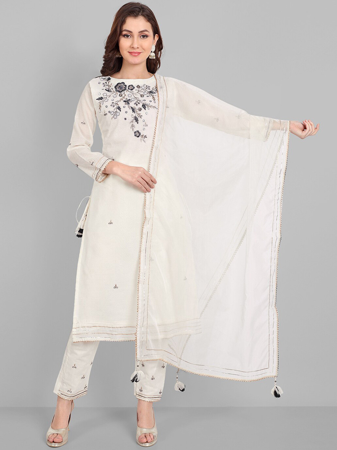 

Pakiza Women Floral Embroidered Thread Work Kurta with Trousers & Dupatta, White
