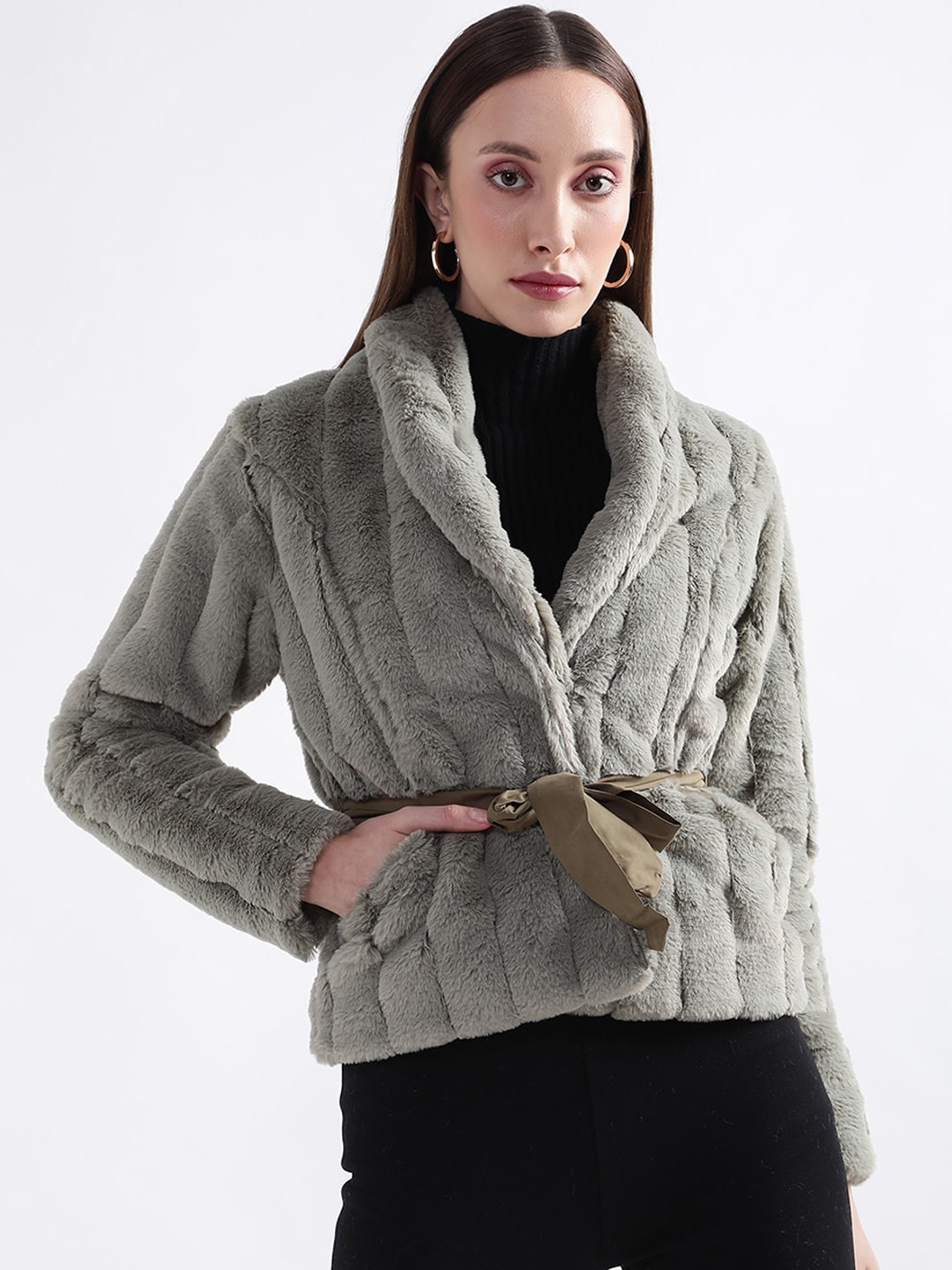 

CENTRESTAGE Women Crop Puffer Jacket, Grey