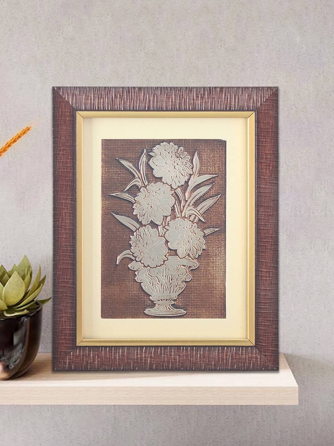 

SHREE KALA HOME DECOR Brown Foil Embossed Bouquet Of Candytuft Ancient Egyptian Painting Wall Art