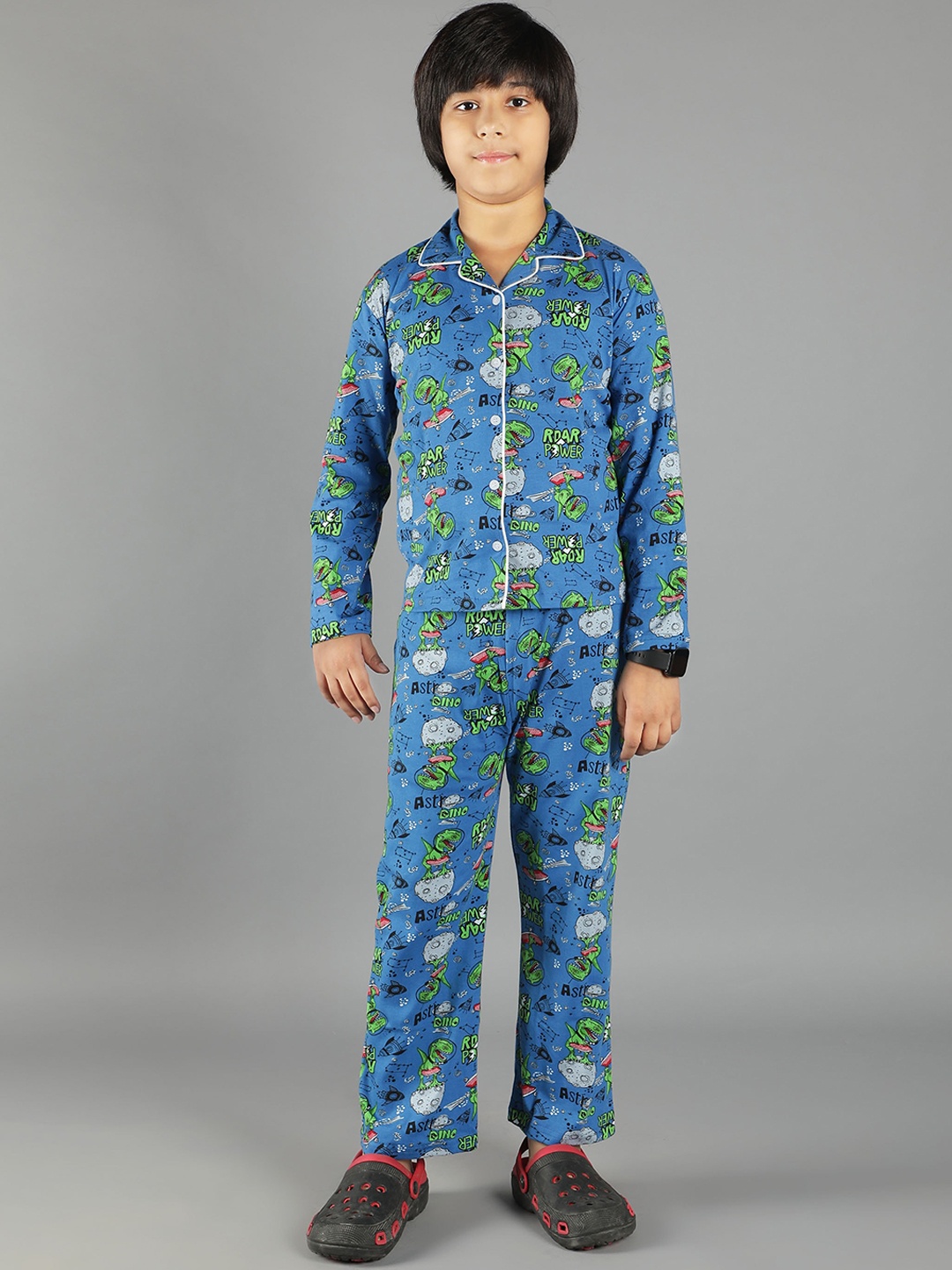 

Ninos Dreams Boys Blue & Green Printed Night suit