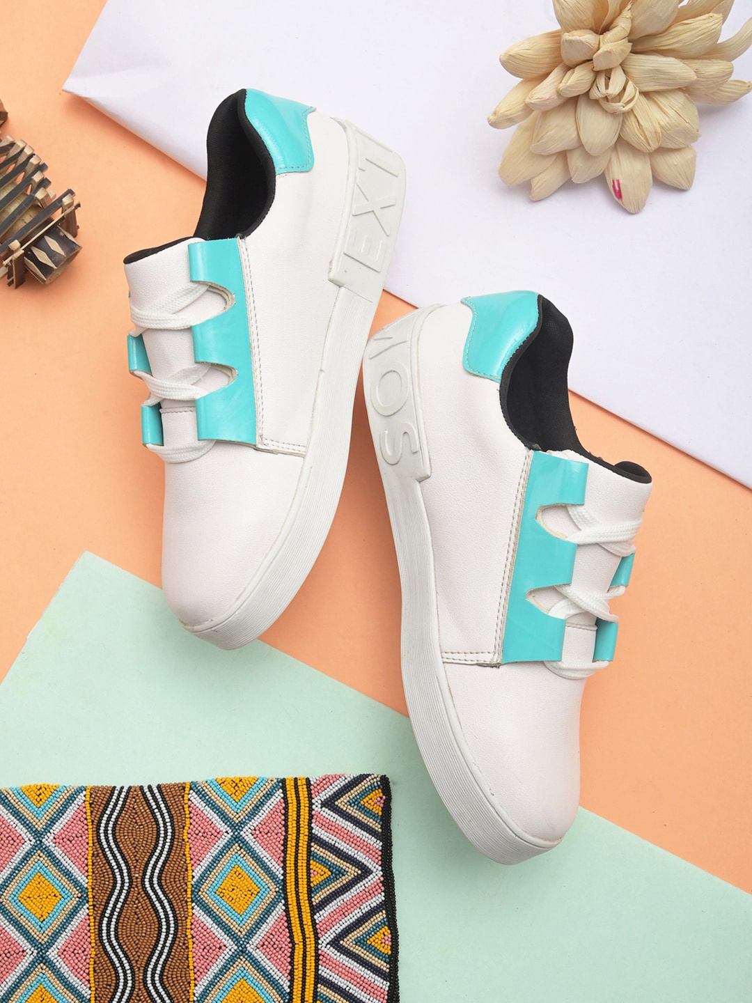 

EXTRIMOS Women Blue Colourblocked Slip-On Sneakers