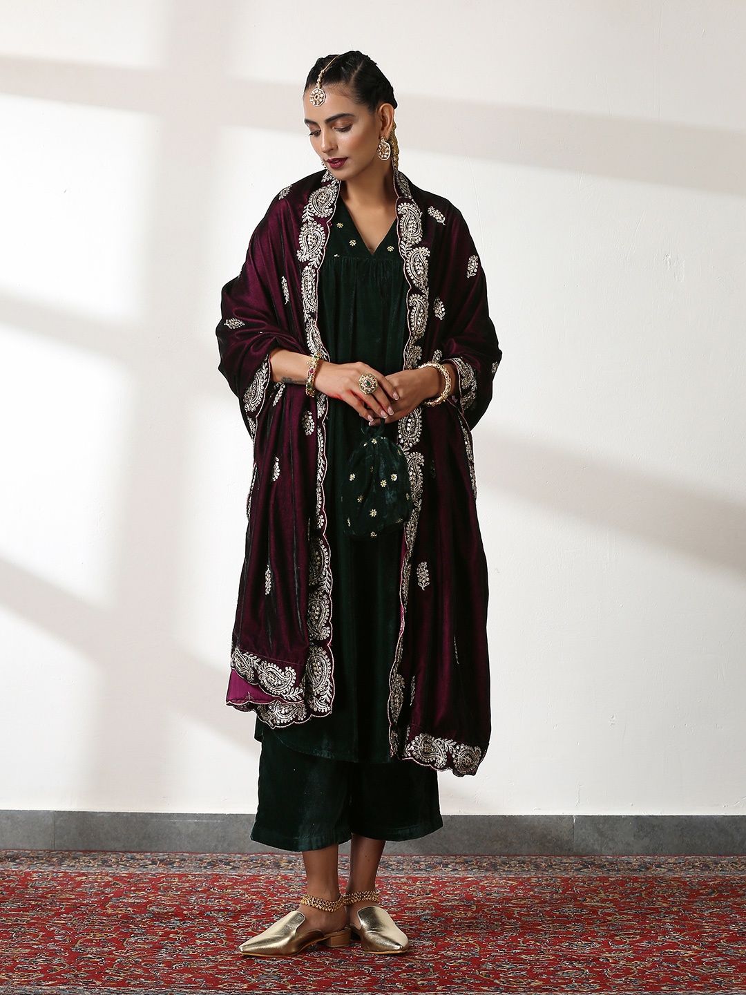 

Swtantra Women Velvet Embroidered Winter Shawl, Burgundy