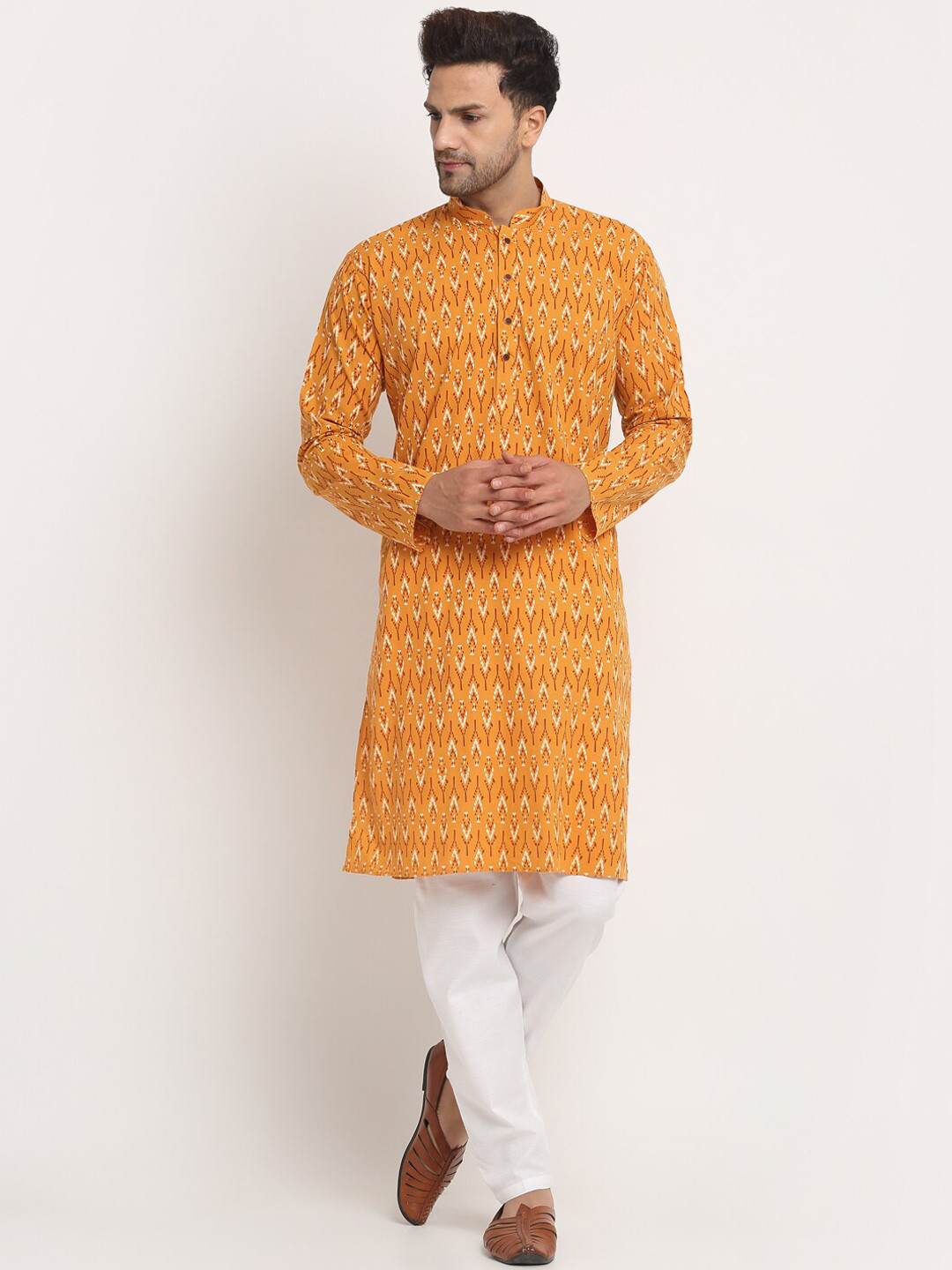 

KRAFT INDIA Men Ethnic Motifs Printed Pure Cotton Kurta with Trousers, Yellow