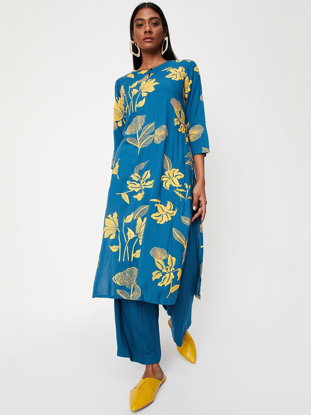 

max Floral Printed Kurta with Palazzos, Blue