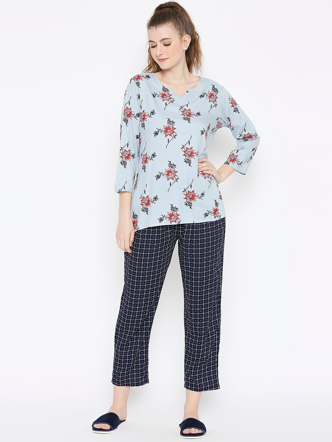 

Smarty Pants Women Blue & Red Printed Night suit