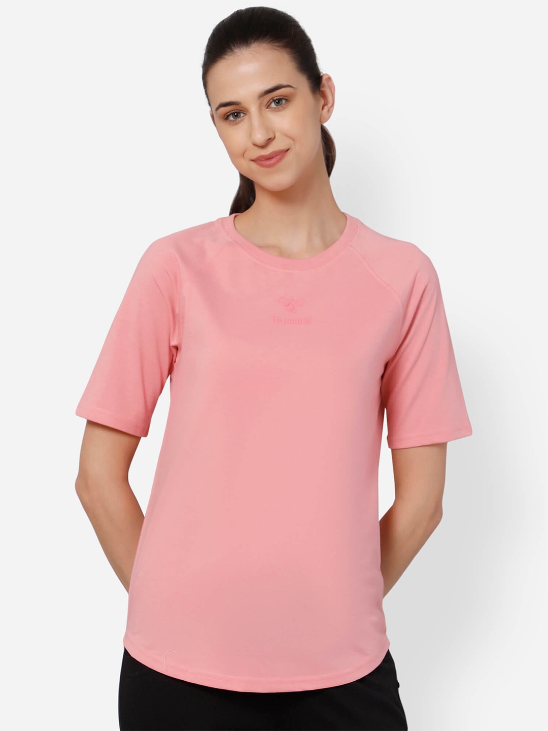 

hummel Women Round Neck T-shirt, Pink