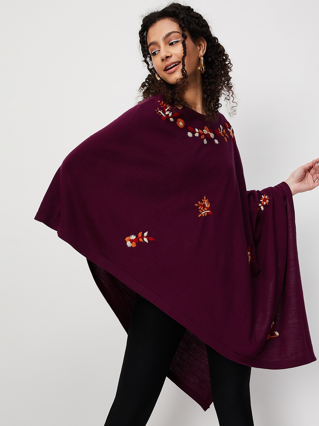 

max Women Floral Acrylic Poncho, Burgundy