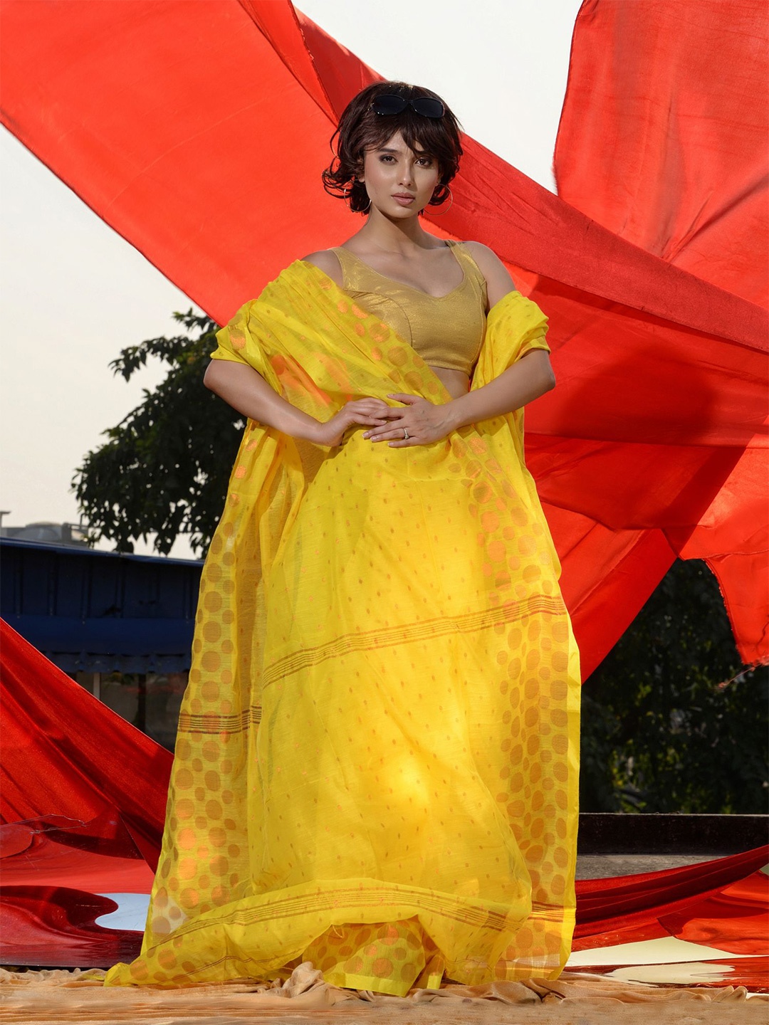 

Charukriti Woven Design Zari Saree, Yellow