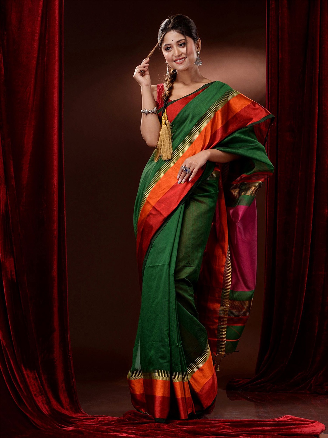 

Charukriti Zari Silk Cotton Saree, Green