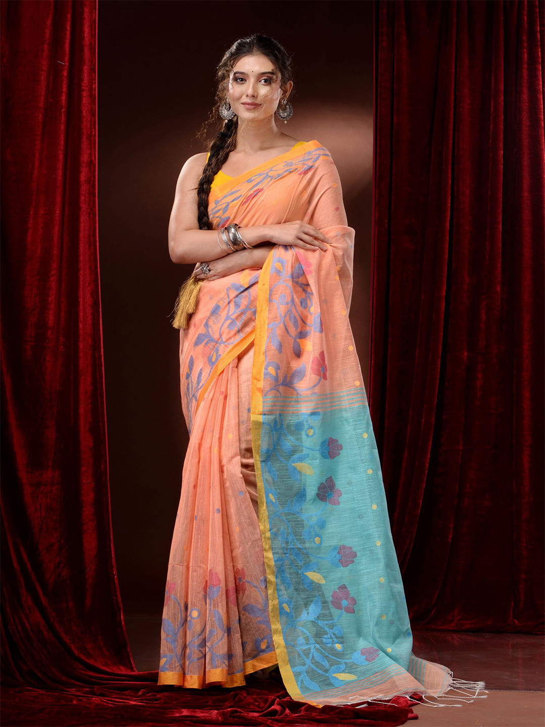 

Charukriti Woven Design Pure Cotton Saree, Orange