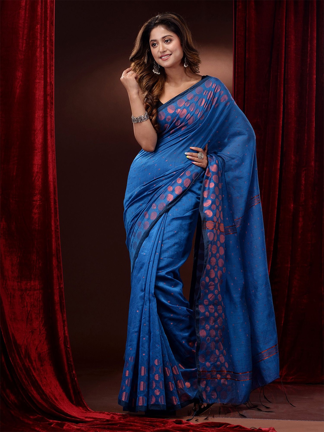 

Charukriti Zari Woven Design Saree, Blue