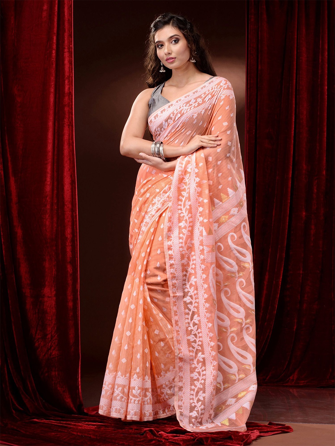 

Charukriti Ethnic Motifs Silk Cotton Jamdani Saree, Peach