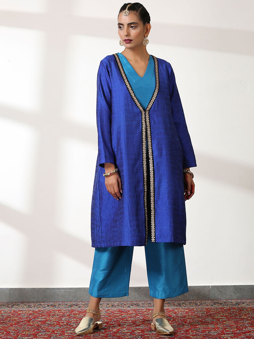 

Swtantra Women Longline Tailored Jacket, Teal