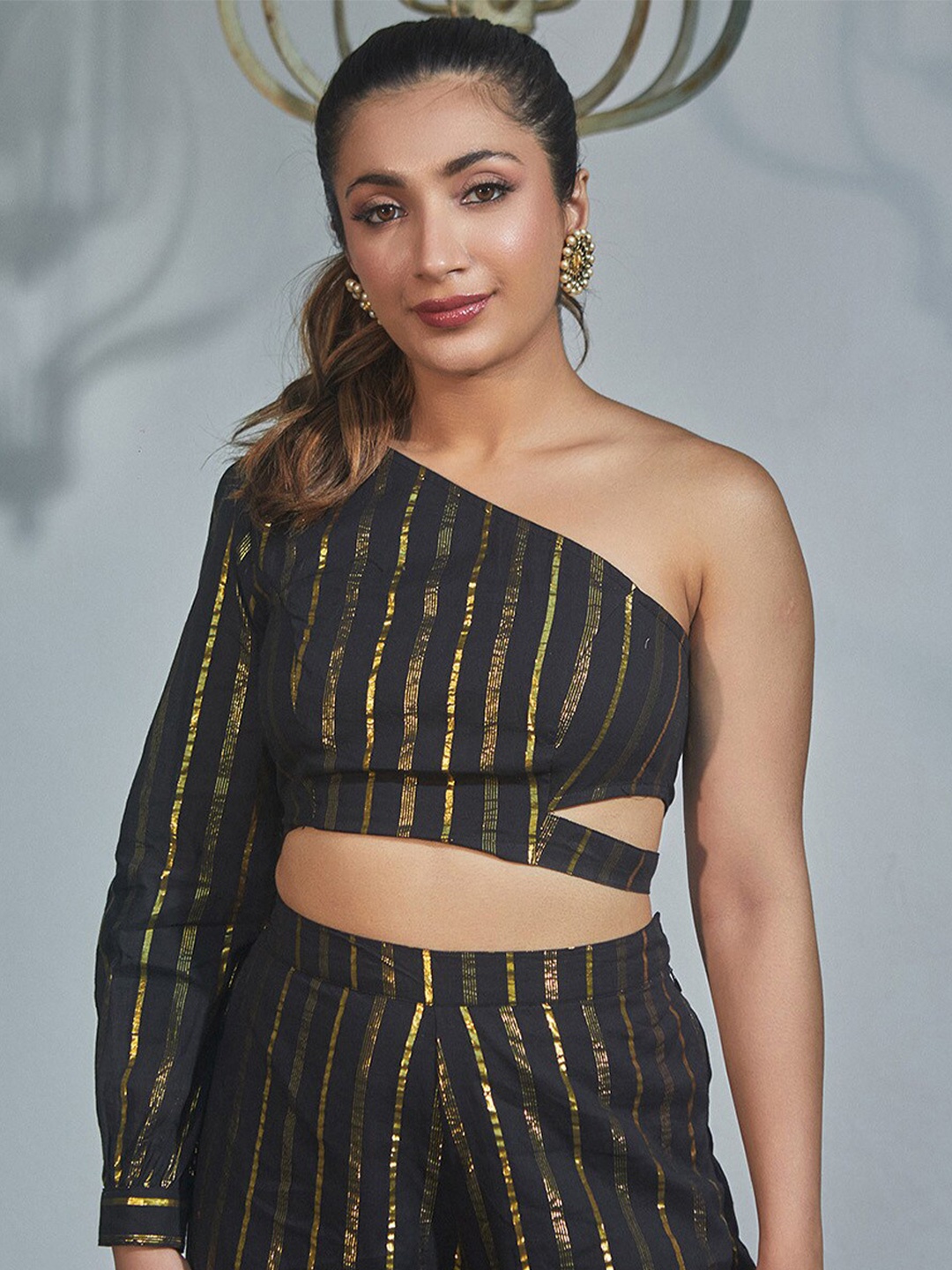 

Alaya By Stage3 Black Striped One Shoulder Crop Top