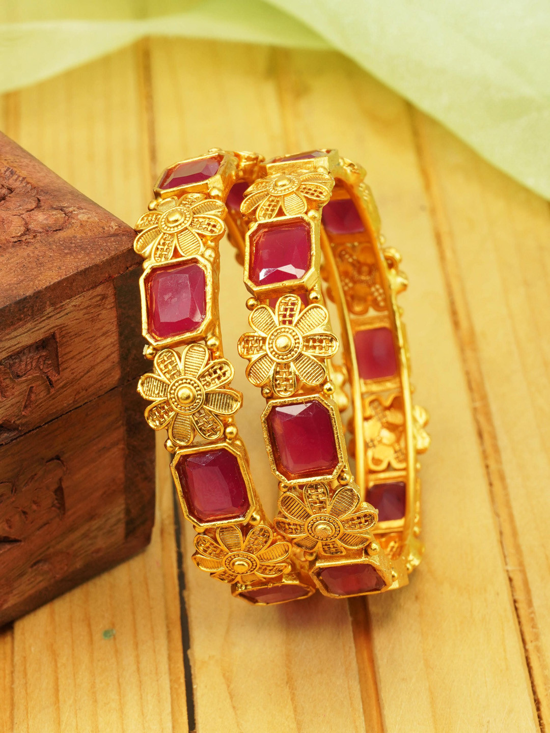 

GRIIHAM Set Of 2 Gold Toned & Magenta Gold-Plated Square AD-Studded Bangles