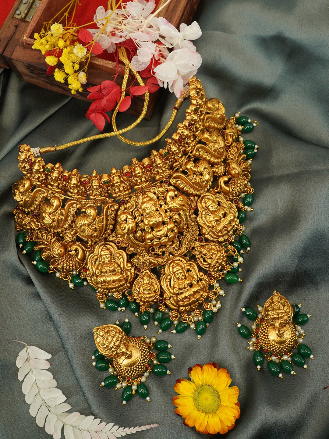 

GRIIHAM Gold-Plated AD- Studded & Beaded Jewellery Set