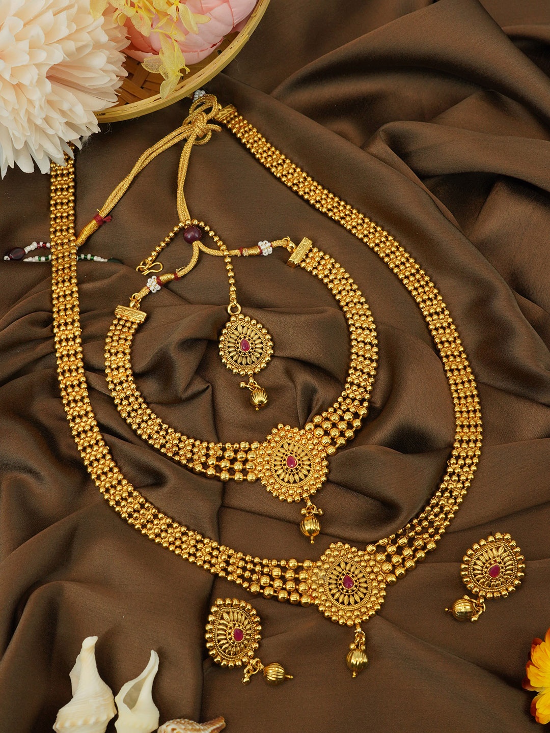 

GRIIHAM Gold-Plated Artificial Stones-Studded Jewellery Set