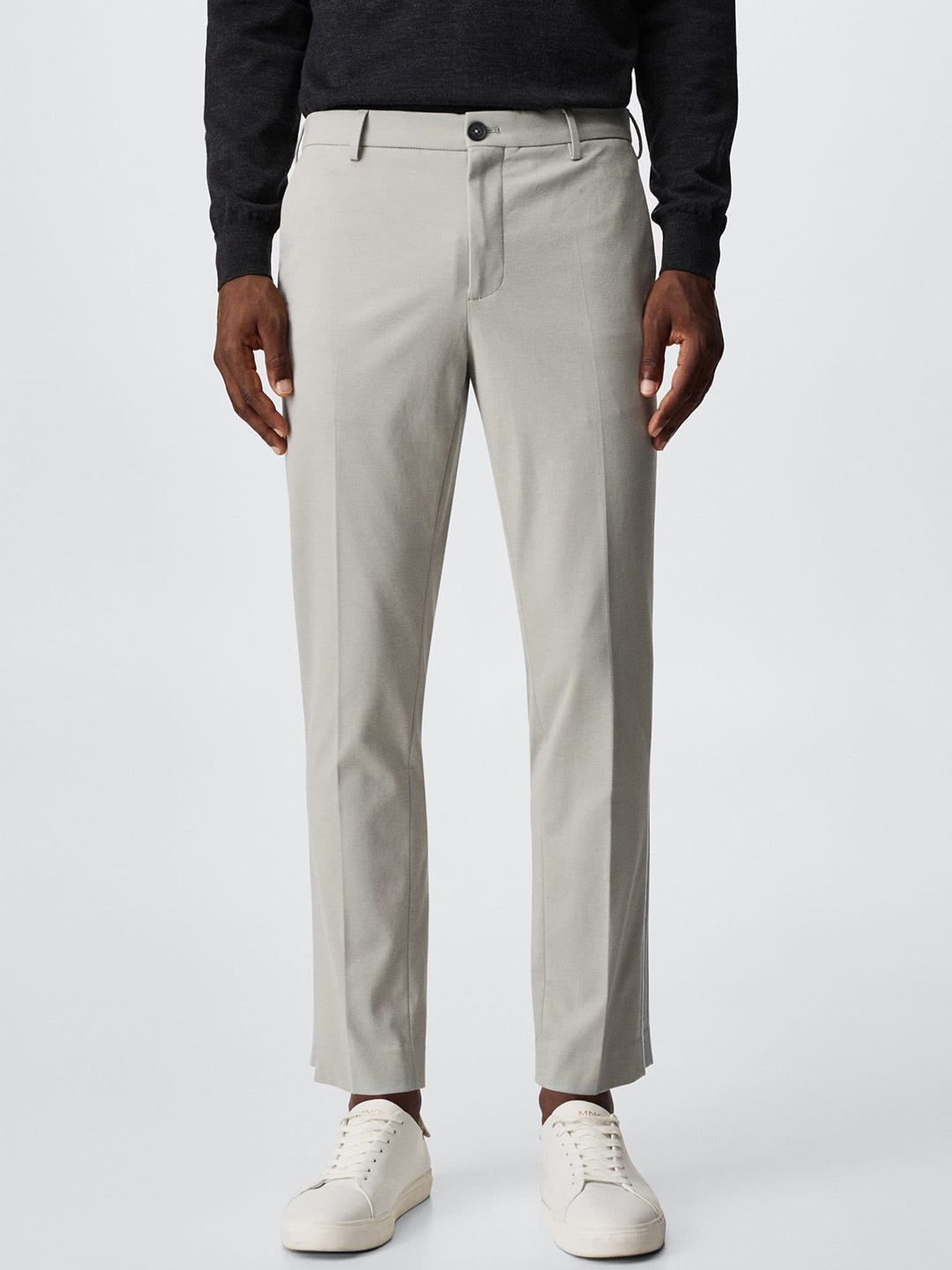 

MANGO MAN Solid Cropped Trousers, Grey