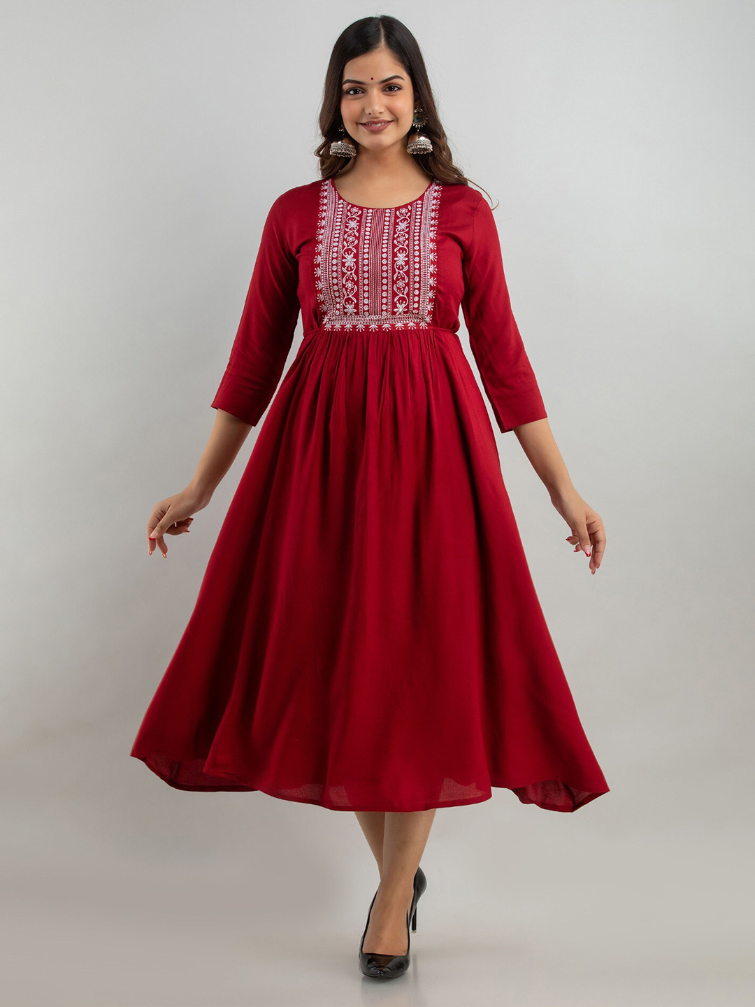 

Women Touch Floral Embroidered Midi Dress, Maroon