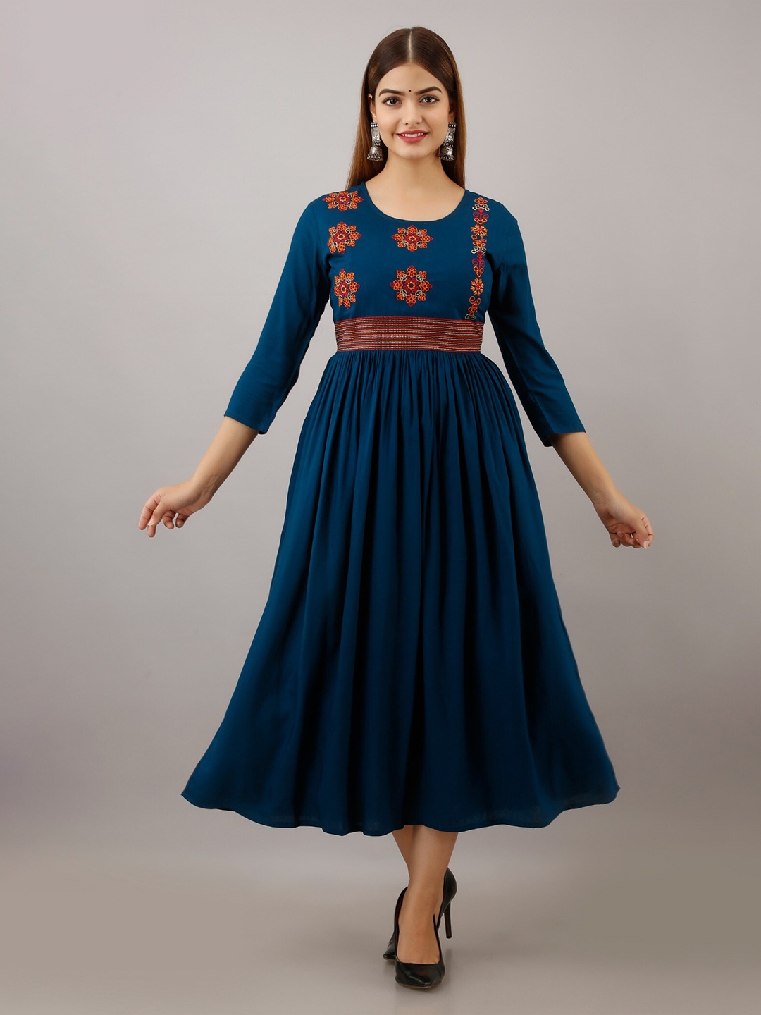 

Women Touch Floral Embellished Maxi Dress, Blue