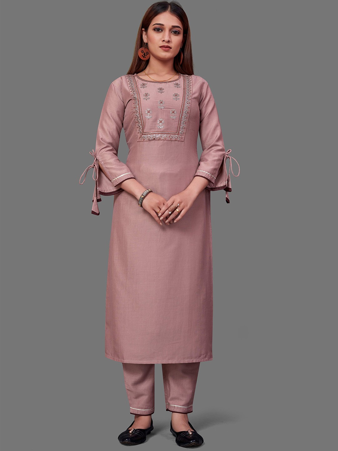 

Happy Design Women Floral Yoke Design Kurta With Trousers, Pink